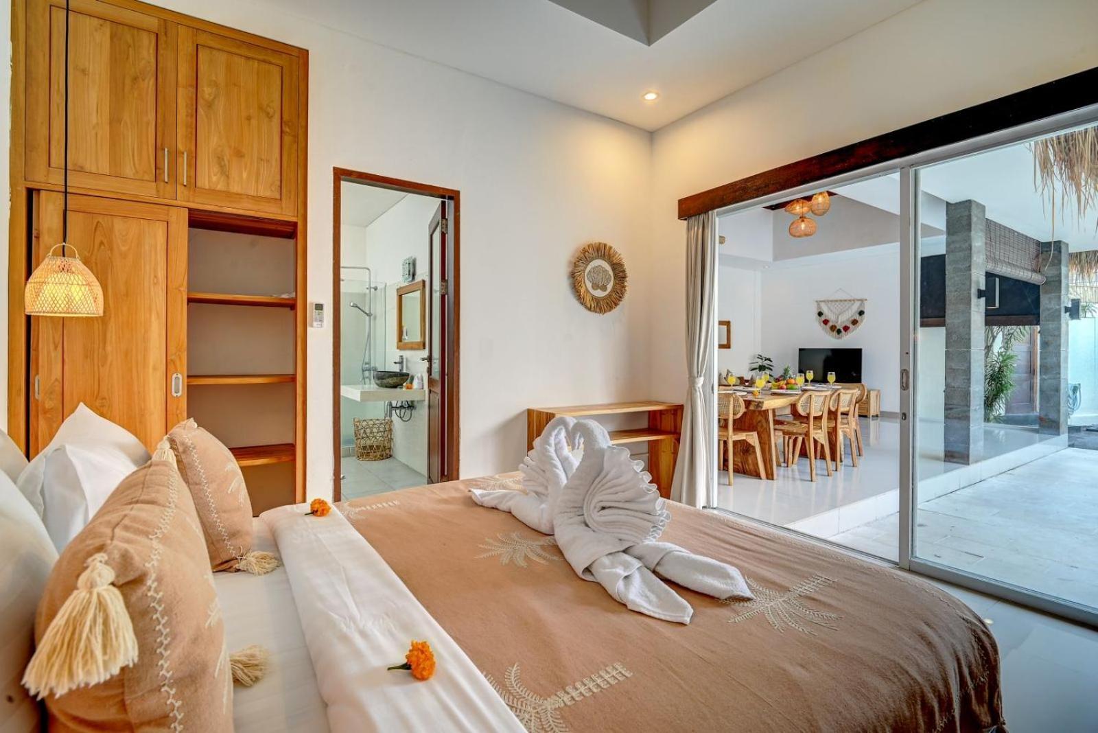 Esha Ii Villa Seminyak (Bali)